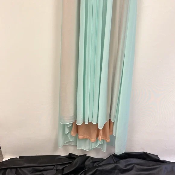 TERANI COUTURE deep V-Neck crystal embellished cutout back long gown - Picture 13 of 17